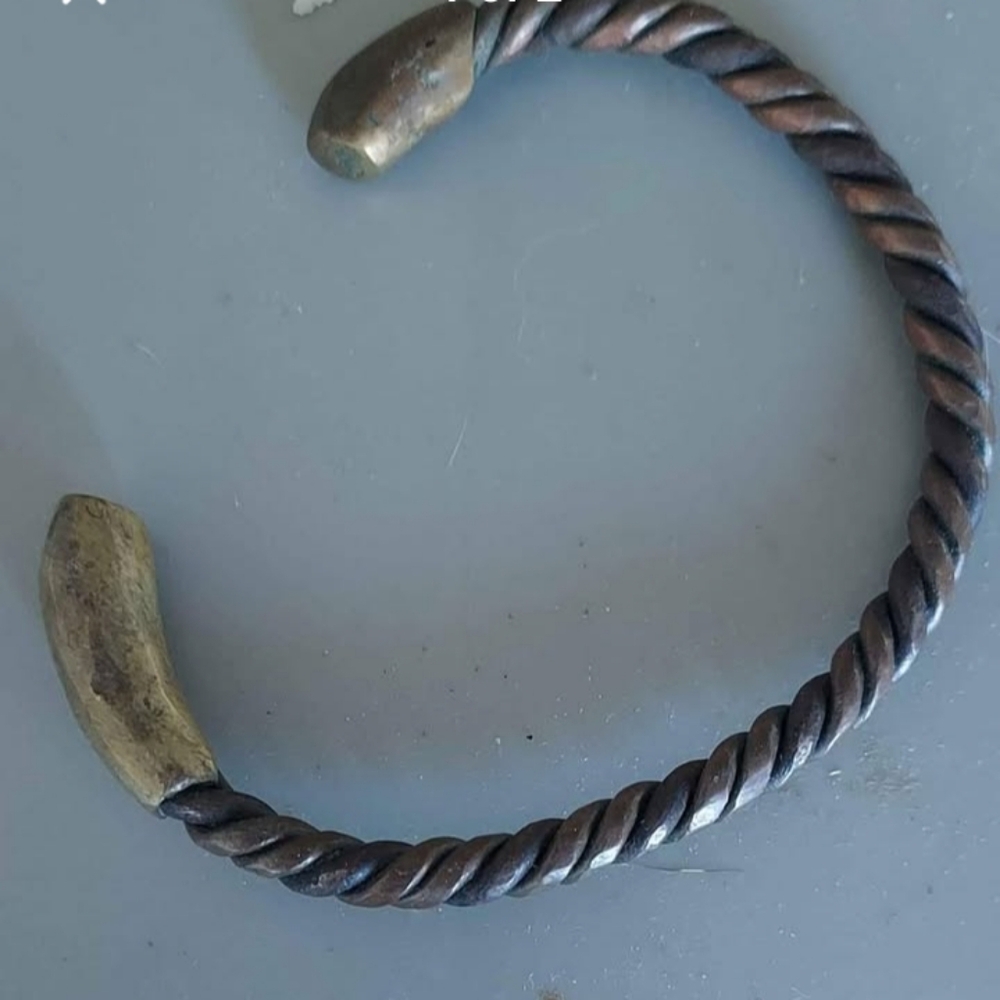 Twisted Metal Bracelet with Bronze Accent